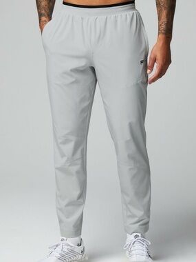 Fabletics Men’s The Fundamental Pant gray NWT